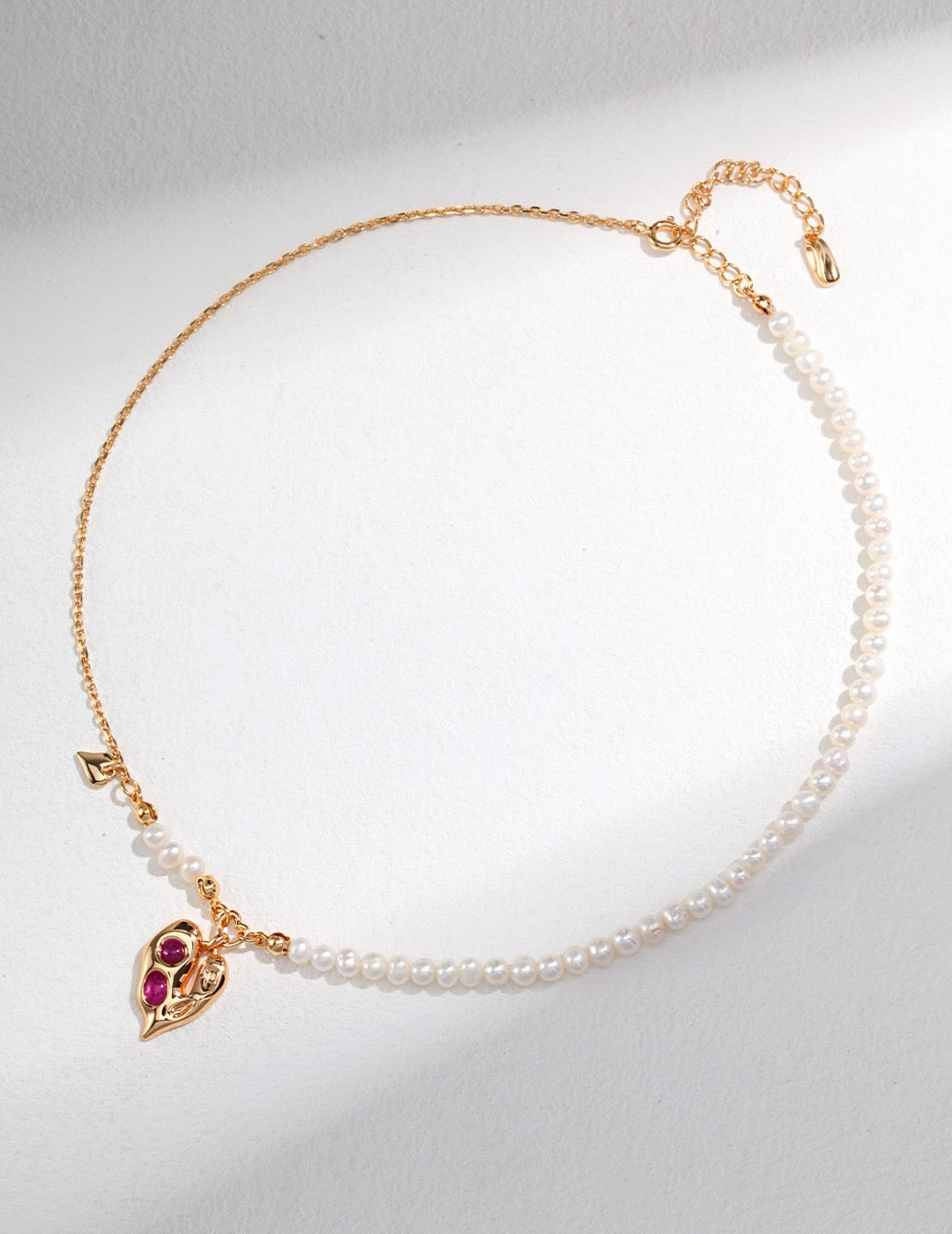 Irregular Heart Shaped Pearl & Zircon Necklace