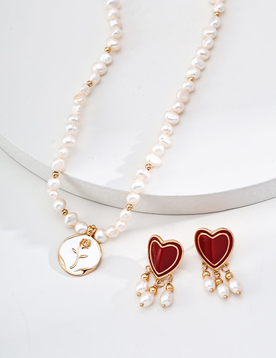 S925 Silver Natural Pearl Glaze Rose Pendant Necklace